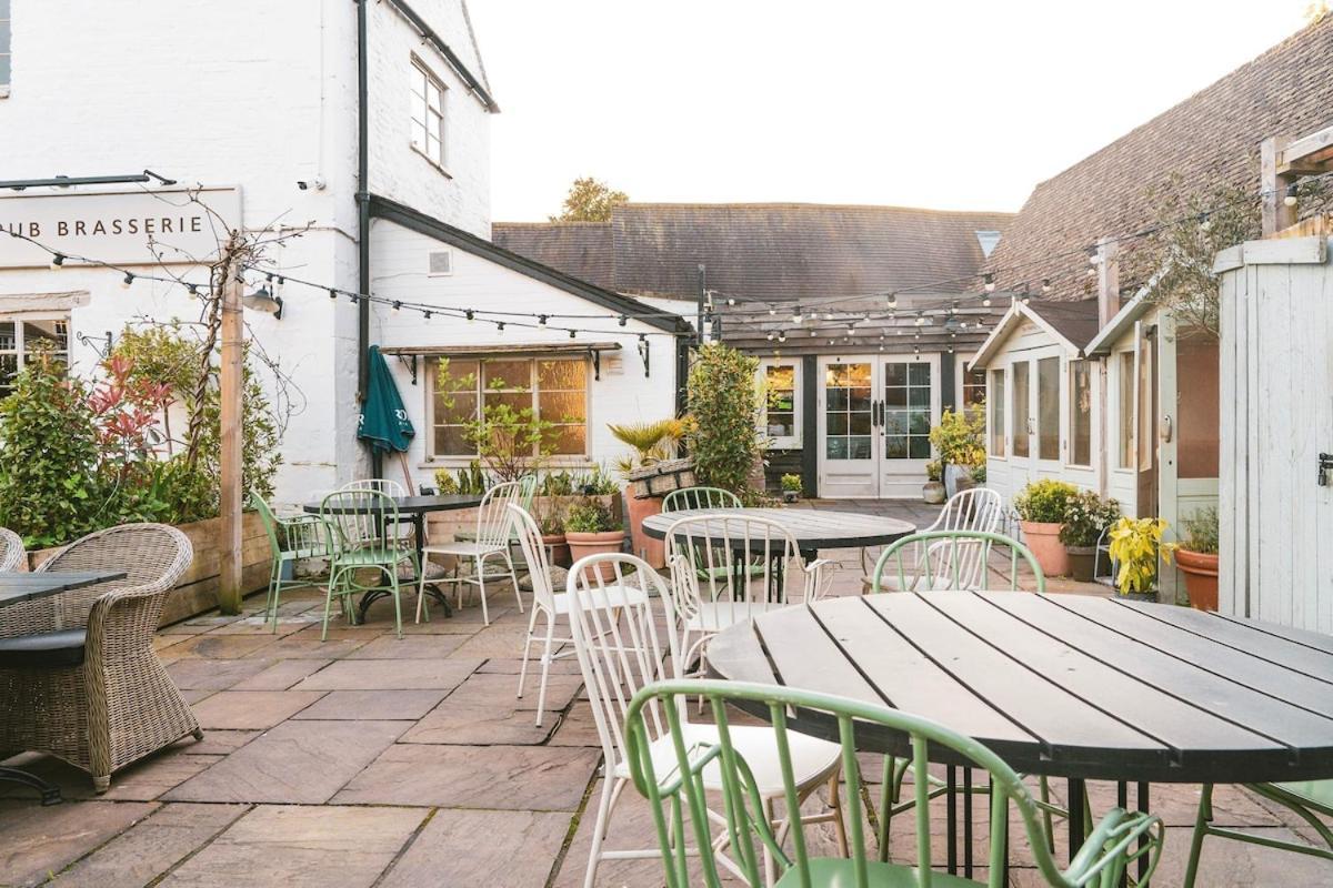 切尔滕纳姆The Prestbury Annexe公寓 外观 照片